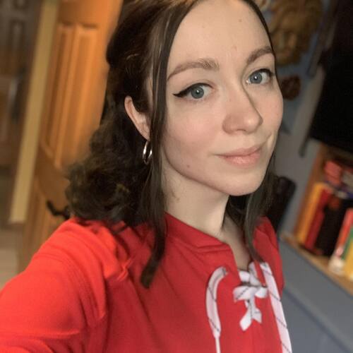 Lauren T - Waubonsee Community College  Babysitter