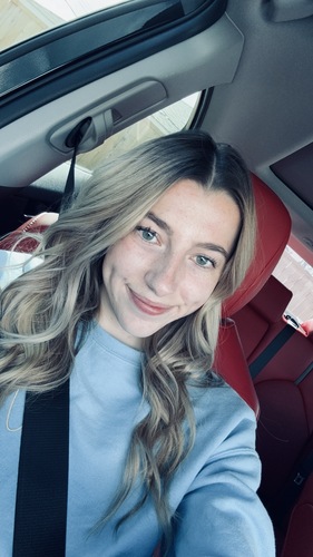 Laura C - LSU Babysitter