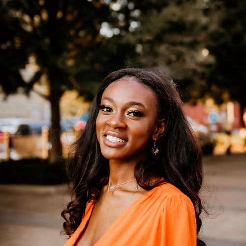 Nyla W - Towson University Babysitter