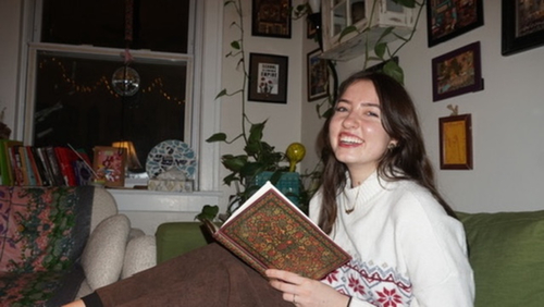 Sabrina W - University of Chicago Babysitter
