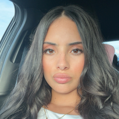 Tayna S - FIU Babysitter