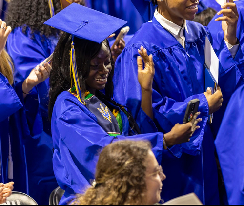 Enyonam K - College of Lake County  Babysitter