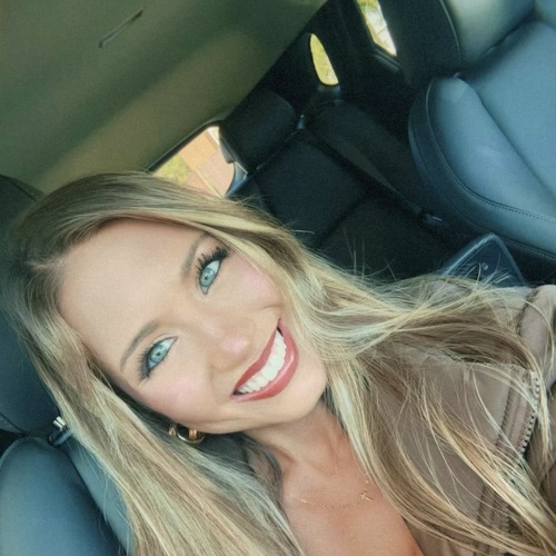 Ashley T - Auburn Babysitter