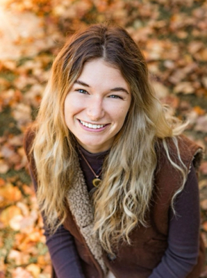 Isabelle F - Loyola Babysitter