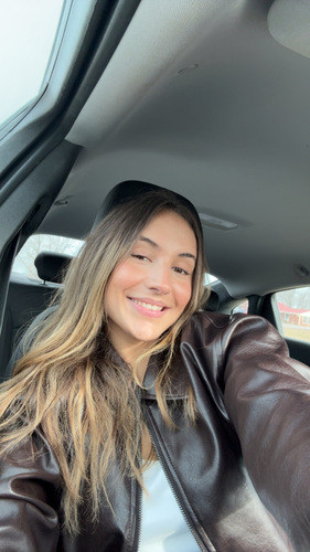 Lacy H - Undefined Babysitter