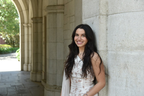 Jennifer G - UF Babysitter