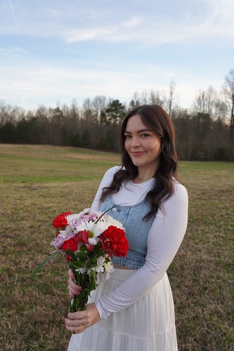 Krysta D - UNG Babysitter