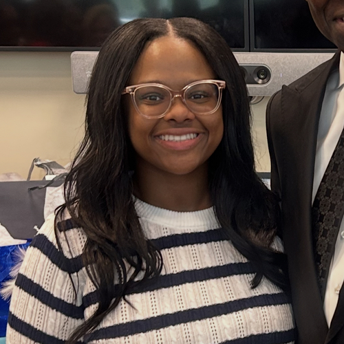 Hope T - Holmes Community College  Babysitter