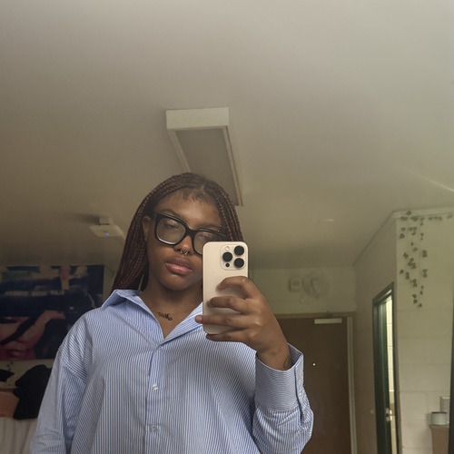 Jahmila B – Norfolk State Student Seeking Nanny Jobs