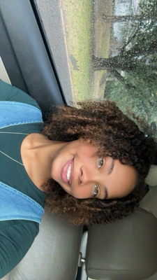 Shardez C - UAB Babysitter