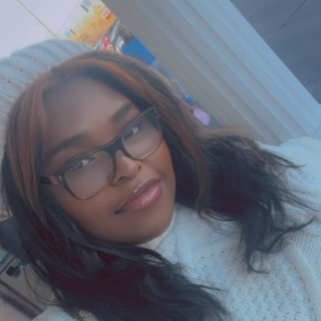 Kariana F - DePaul Babysitter