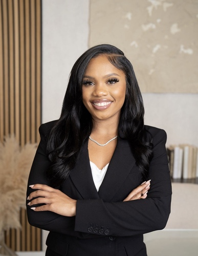 Tori B - UNC Babysitter