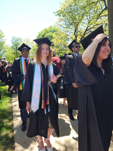 Jade V - Beloit Babysitter