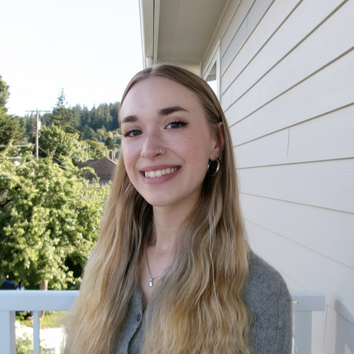 Autumn W - Western Washington Babysitter