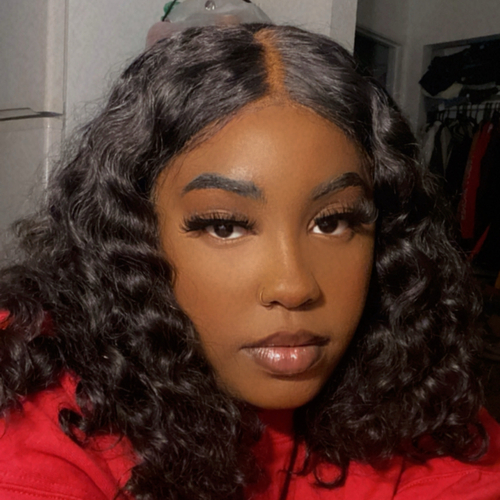 Shania E - Long Beach City College  Babysitter