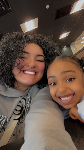 Jezabel A - Quinsigamond Community College  Babysitter