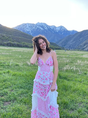 Ella E - Snow College  Babysitter