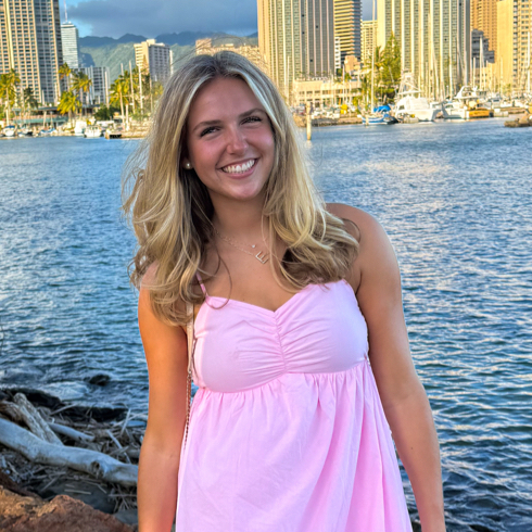 Ella Z - UAB Babysitter