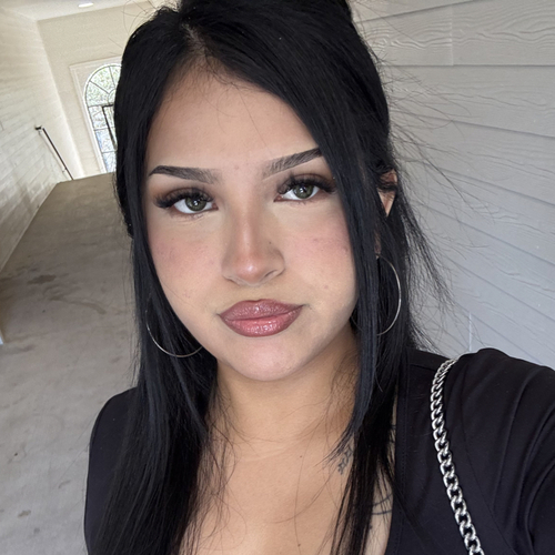 Isabella G - UTSA Babysitter