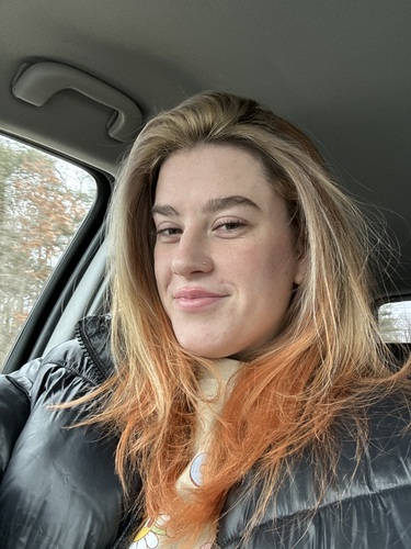 Jacque M - Bristol Community College  Babysitter