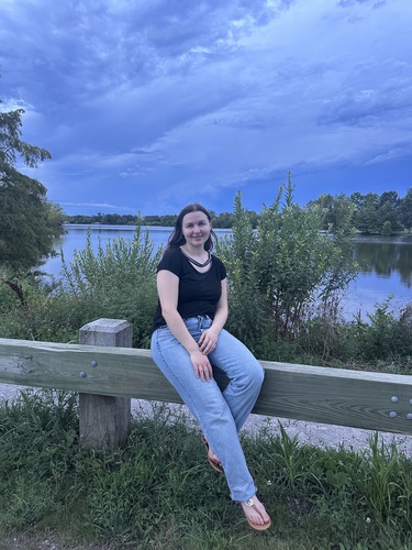 Alina A - Midway Babysitter