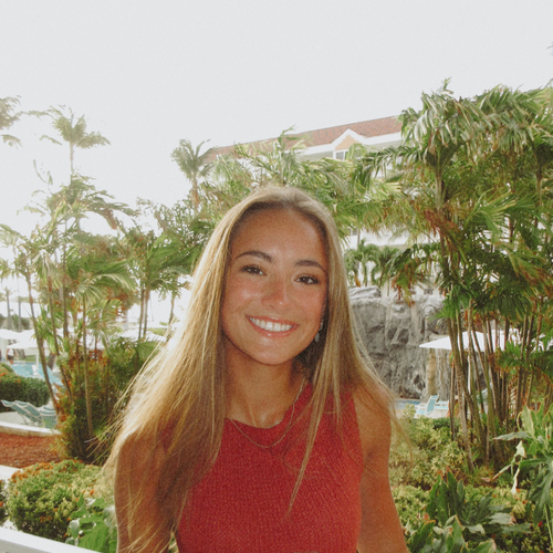 Abby M - Fordham Babysitter