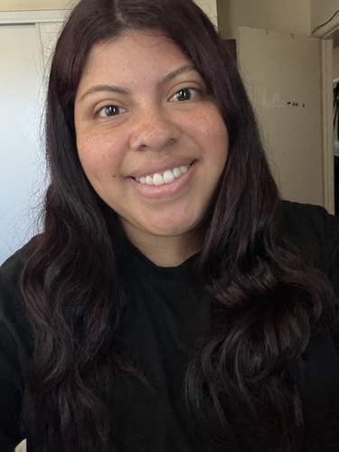 Yvette C - Long Beach City College  Babysitter