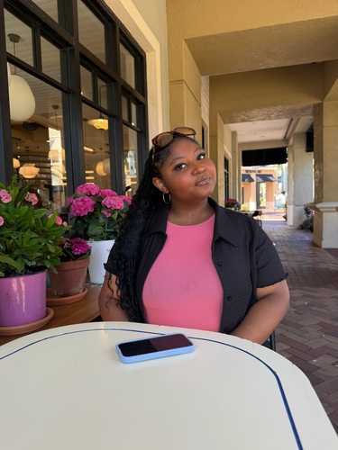 Layla C - HPU Babysitter