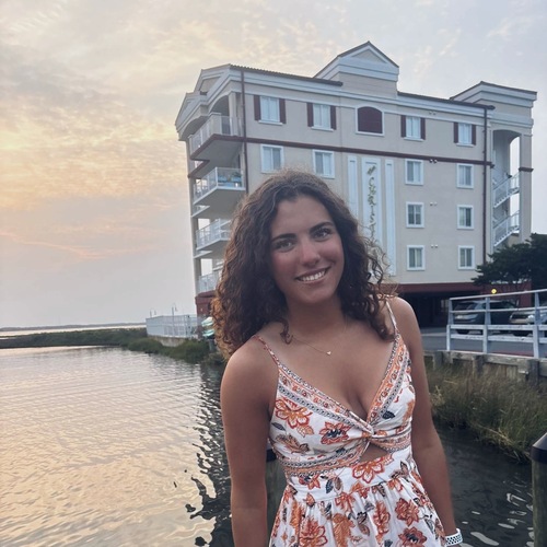Lyla D - Towson University Babysitter
