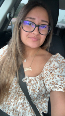 Julieanna V - Texas State Babysitter