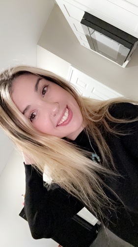 Hailey E - Undefined Babysitter