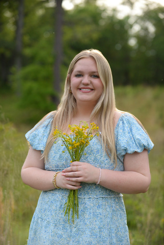 Clara M - Auburn Babysitter