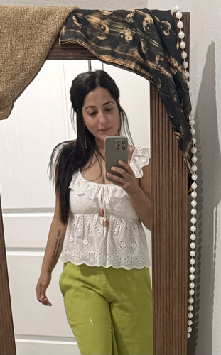 Jessica G - UH-Victoria Babysitter