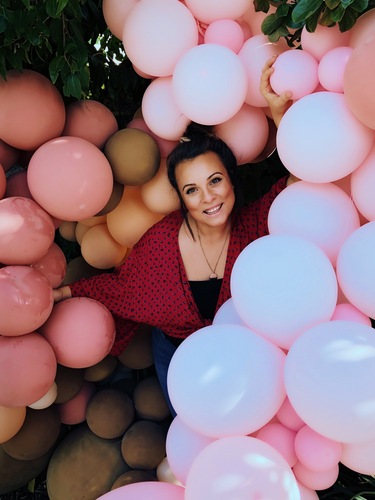 Sina J - CSUN Babysitter