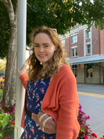 Sarah M – UW Student Seeking Nanny Jobs