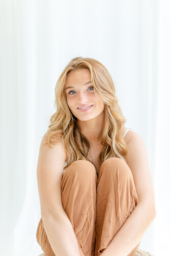 Liv B - DU Babysitter