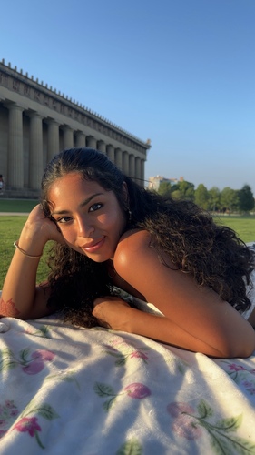 Osmara R - Belmont Babysitter