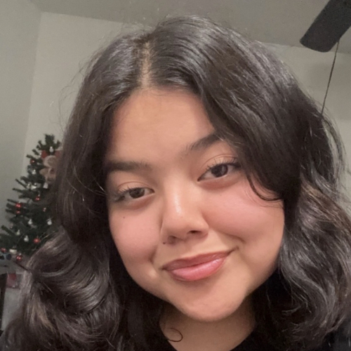Isabella R - Merced Babysitter
