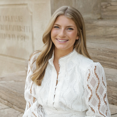 Anna B - University of Arkansas Babysitter