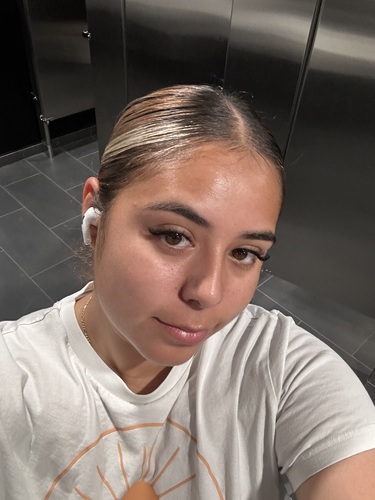 Erika V - Cerritos College Babysitter