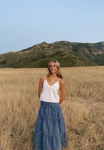 Jacey B - UVU Babysitter