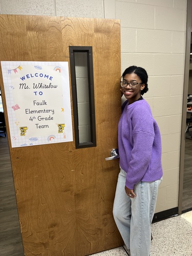 Remonie W - AState Babysitter