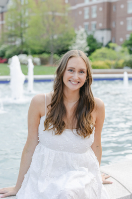 Taylor N - Belmont Babysitter