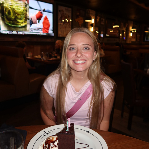 Madison M - Folsom Lake College Babysitter
