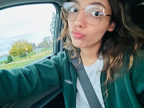 Julianne M - Jackson College Babysitter