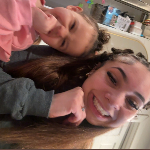 Mckenzie R – South Suburban College  Student Seeking Babysitting Jobs