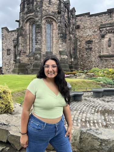 Anabel M - Texas State Babysitter