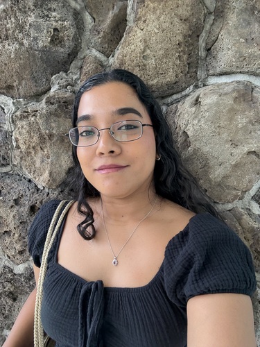 Napualani M - Windward Community College Babysitter