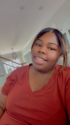 Sheray B - Holmes Community College  Babysitter