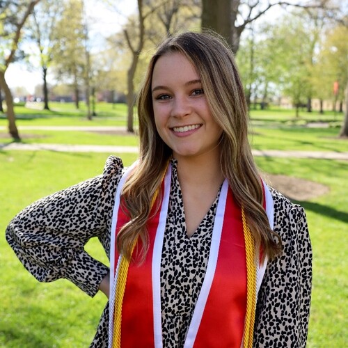 Erin L - UC Babysitter